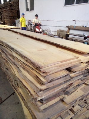 Gỗ Thông Xẻ Sấy-Lựa Chọn Không Thể Bỏ Qua